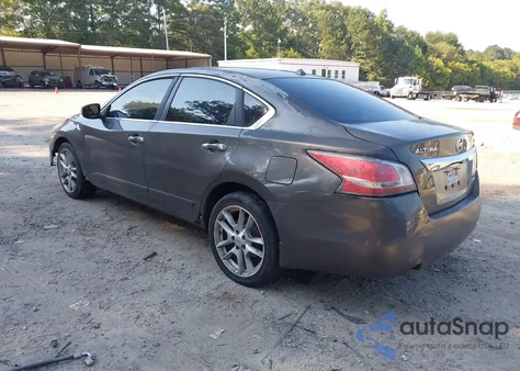 2014 Nissan Altima 2.5 Sv z USA, uszkodzony, nr VIN 1N4AL3AP3EN246355